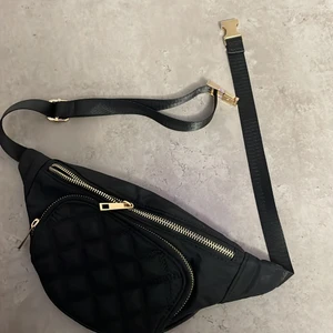 Media väska  - Helt ny har inte använt den 