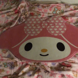 My melody matta  - Liten my melody matta den är 50x80cm :)