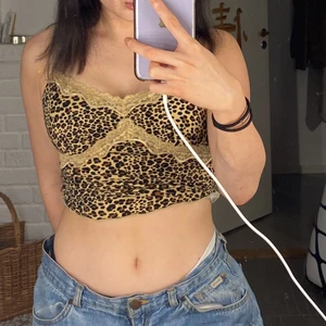 Linne - Tajt linne me stretch leopard mönster storlek xs 