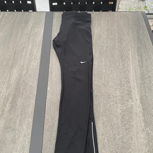 Nike träningstights storlek M - Storlek M