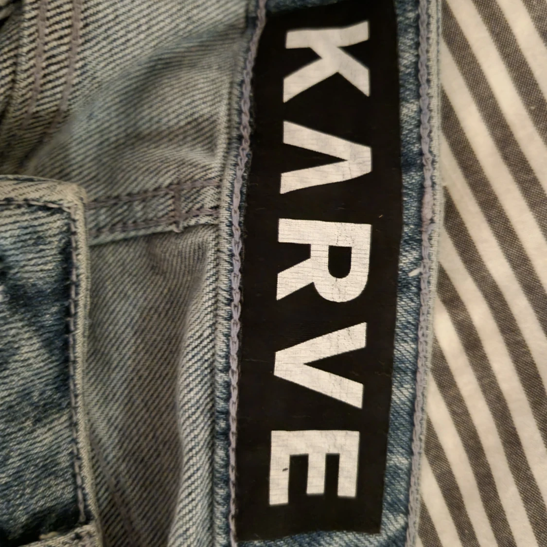 Raka jeans från KARVE säljes!🥰 - 90
