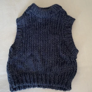 Väst från nakd - Fin väst från nakd som tyvär inte kommer till användning. Köparen står för frakten ✨🥰 stork xs men passar även s och m