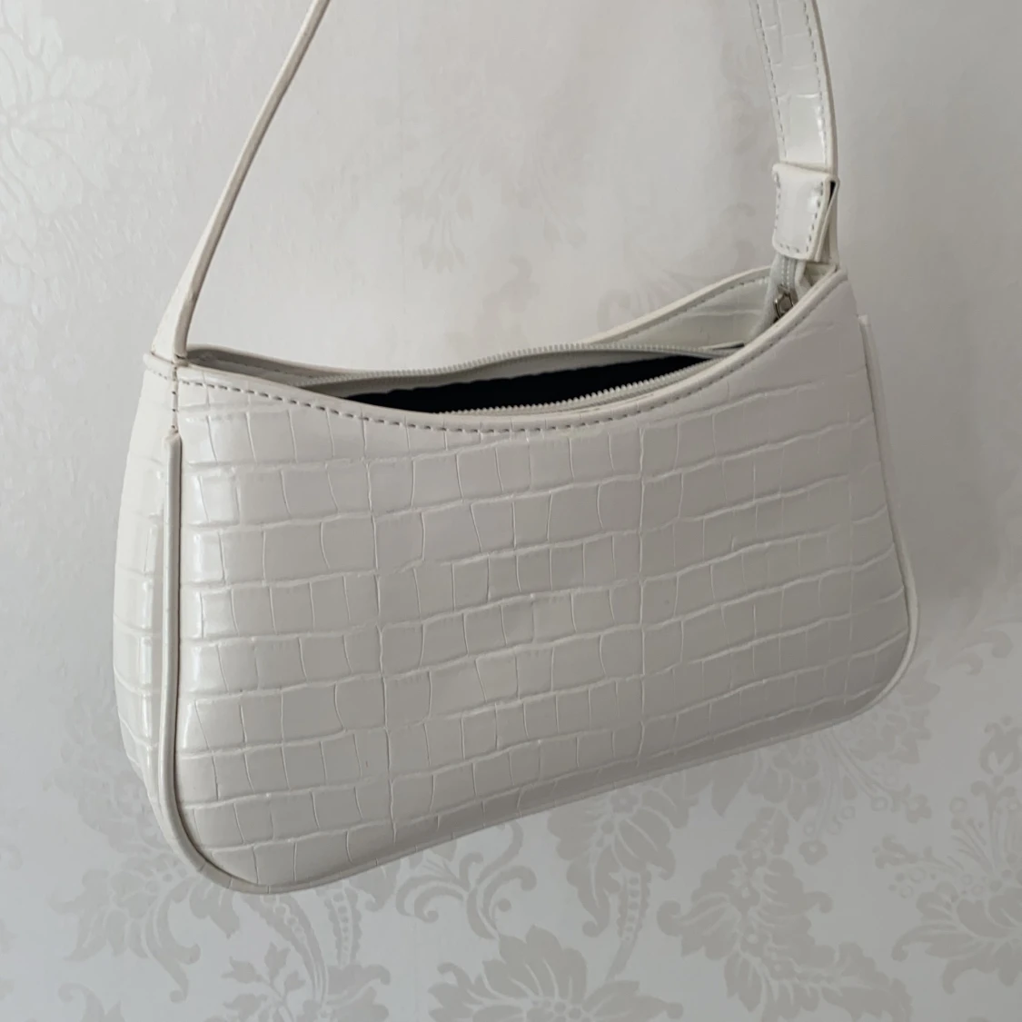 Vit väska - 91