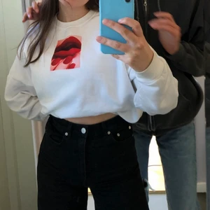 Sweater - Säljer min coola sweater från Carlings! Sparsamt använd. Hör av er vid frågor ☺️