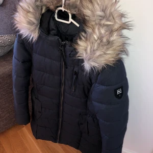 Jacka - Jacka från only, strl M Köpt hos bubbleroom för 749kr 