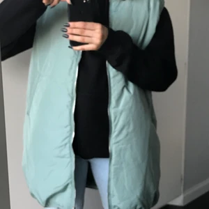 Blå väst - Frakt ingår! Blå väst ifrån shein, bra skick!💙