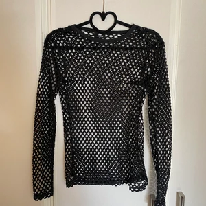Nättröja - Storlek S. Snygg med en finare bh under tex ⭐️