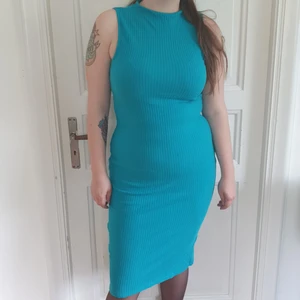 Turkos Långklänning Storlek M - Turkos Långklänning Storlek M