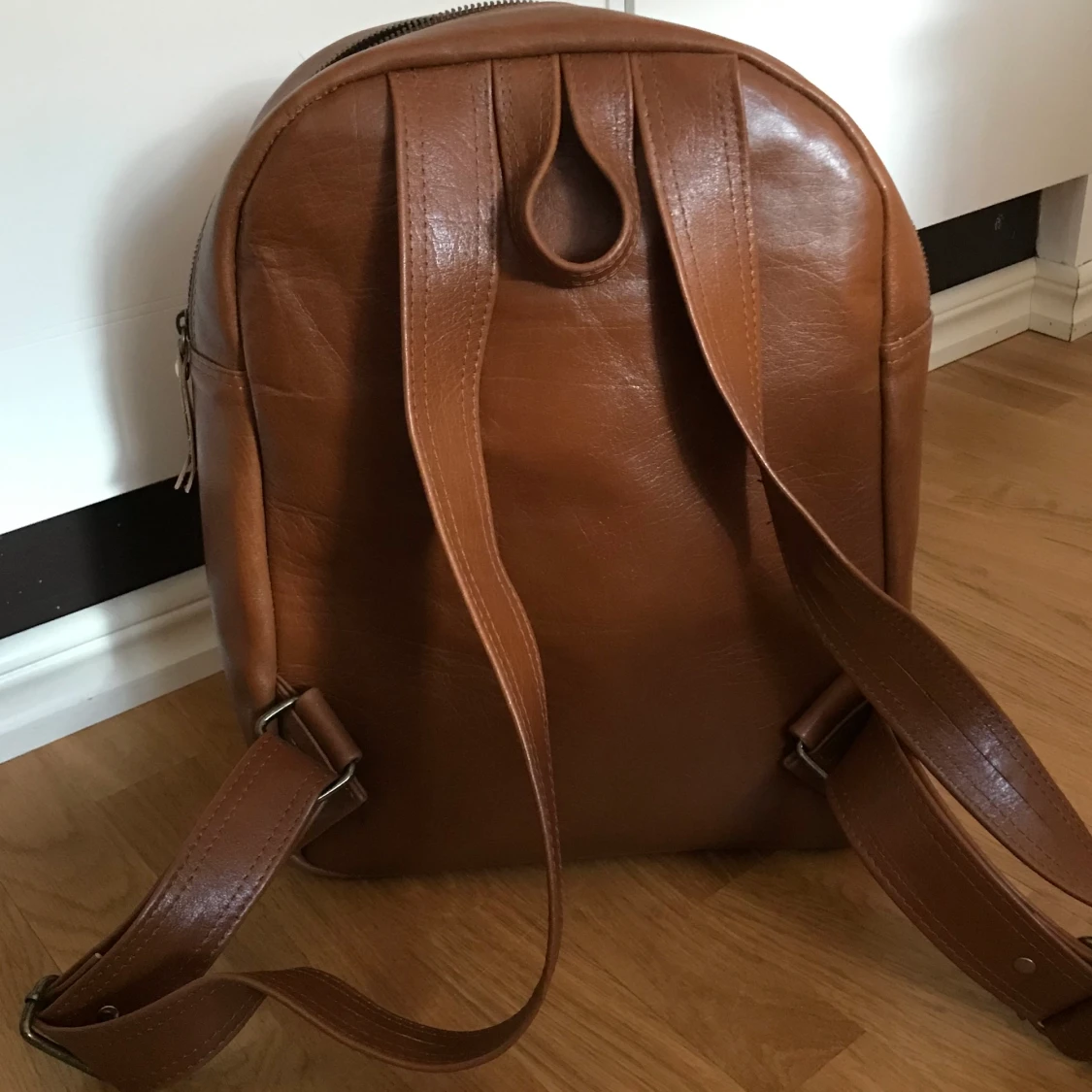Leather backpack with horses  - 91