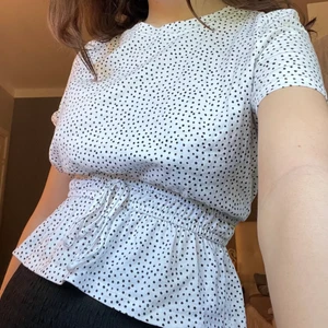 Zara topp!💜 - Fin zara topp från förra sommaren!!☀️☀️ 