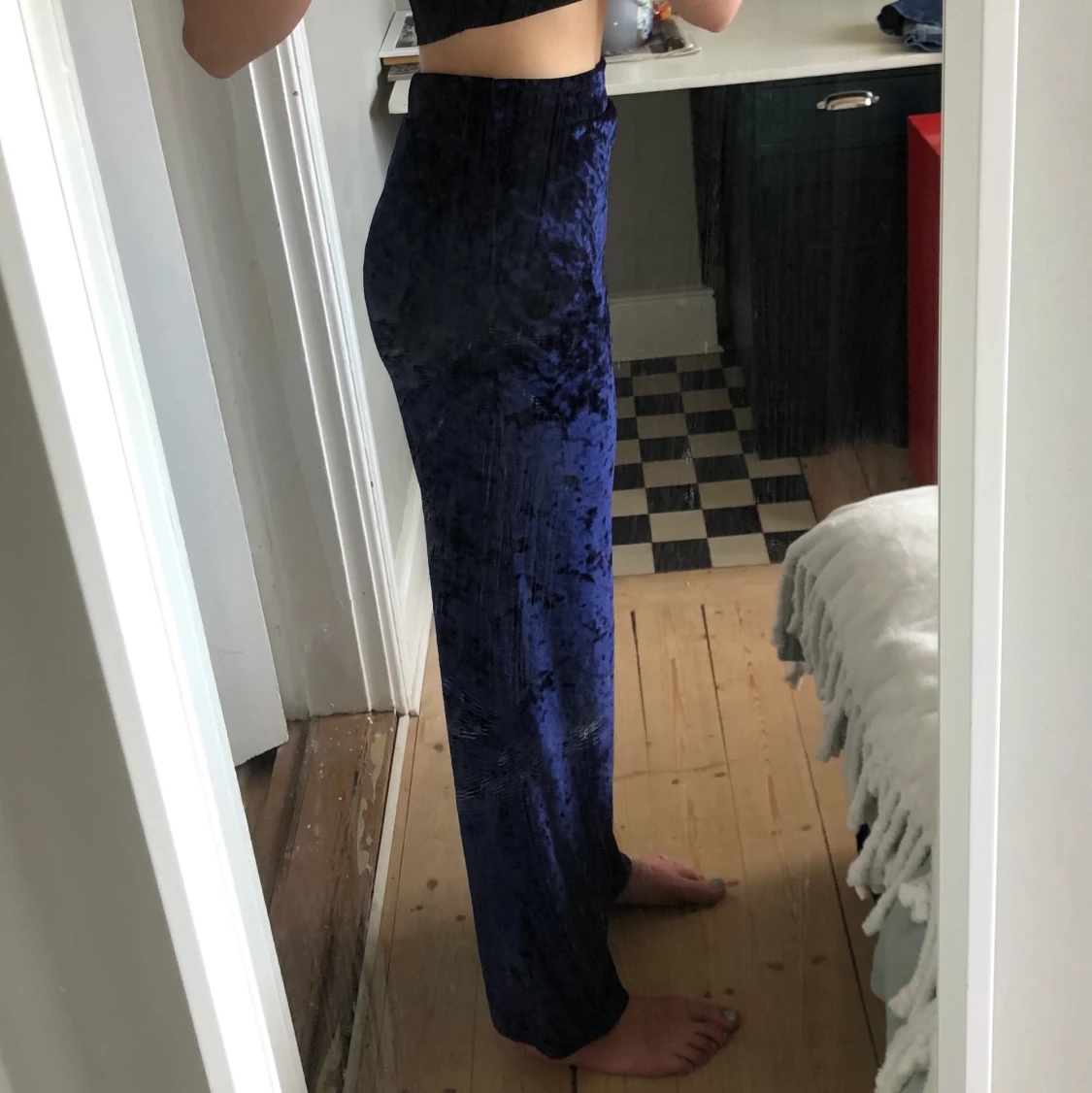 Blå sammetsbyxa med raka ben✨💙 - 90