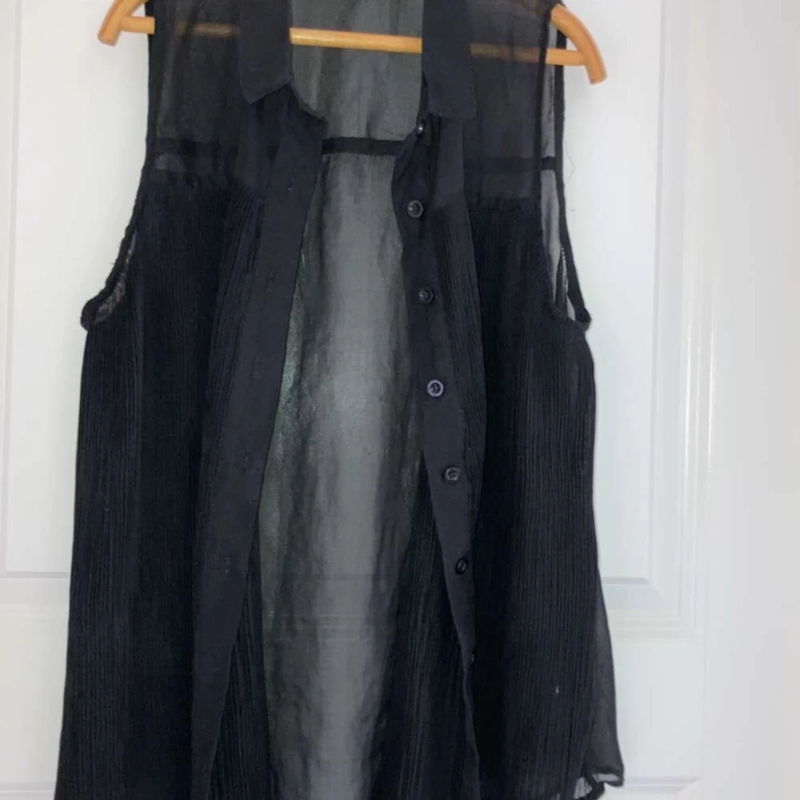 Svart blus från Nelly