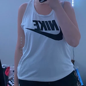 Original topp - original Nike t-shirt, vit.  lite sliten i gott skick