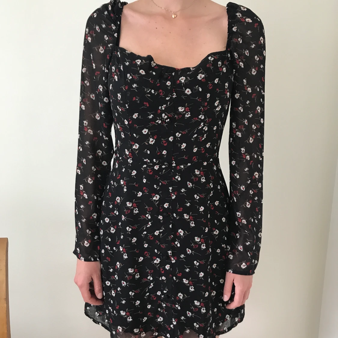 Missguided cute blommig klänning 