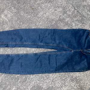 Jeans från lager157 i storlek s aldrig använda. Säljer för 20 + frakt 