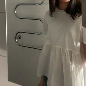 Zara tröja - Osäker på om jag vill sälja eller inte! Kan sälja direkt för 150 💕