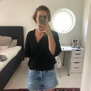 Jeans shorts  - Fina jeansshorts som inte är användarna🥰