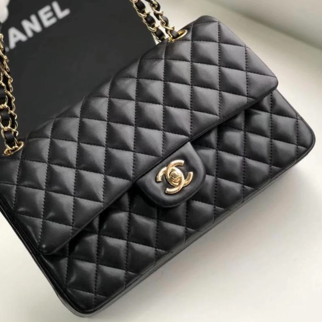 Chanel Bag - 90