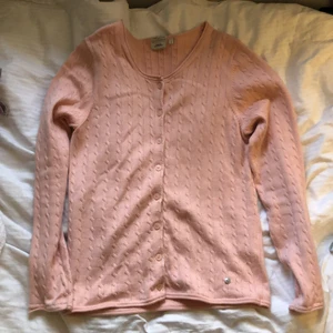 Boomerang kofta  - Ljusrosa kofta från Boomerang i bra skick.