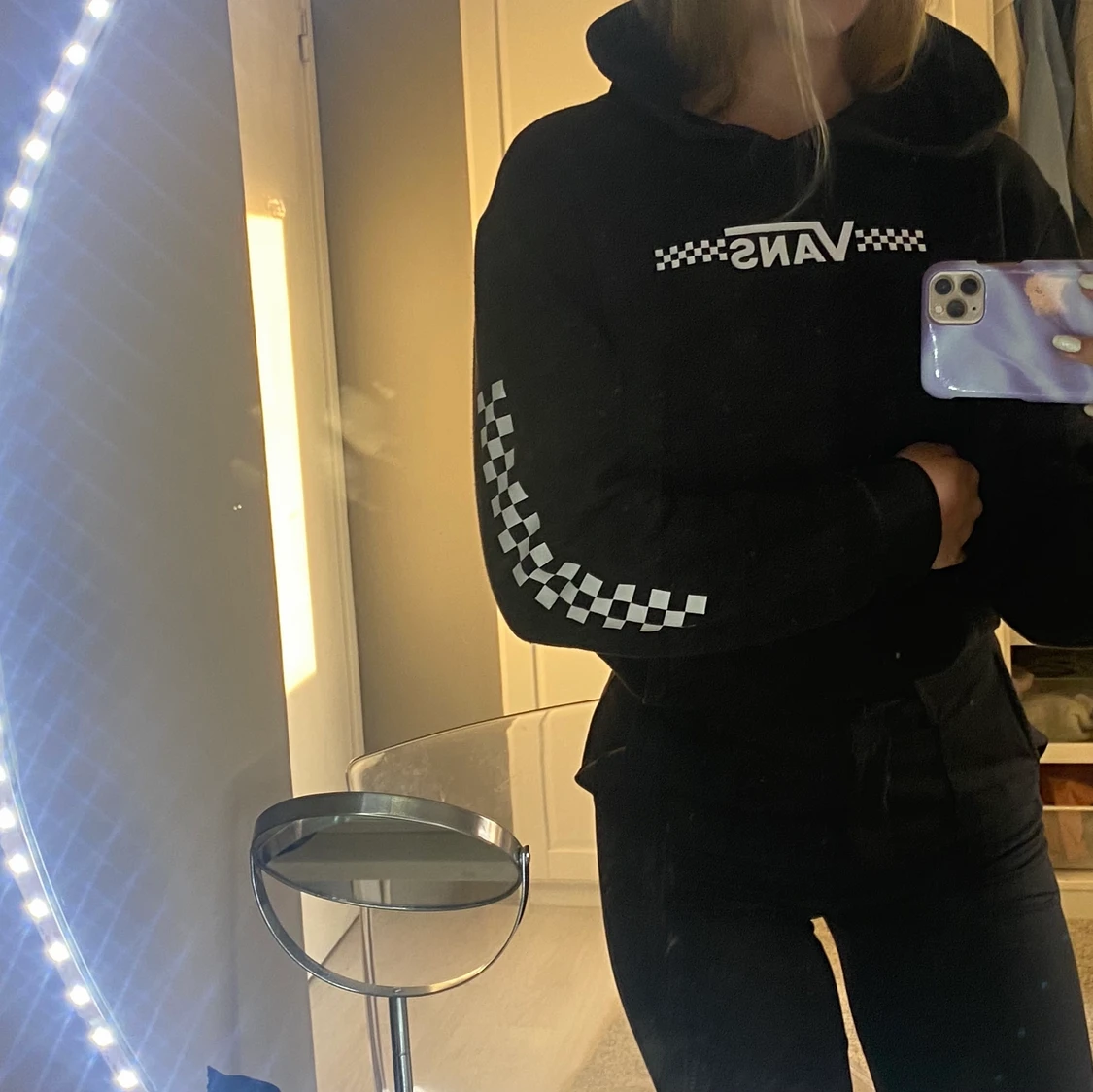  vans hoodie med vitt tryck på ärmarna - 90