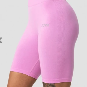 Träningsshorts - Helt nya shorts ifrån ICIW, aldrig använda påse och lapp finns kvar. 350kr inkl frakt. 