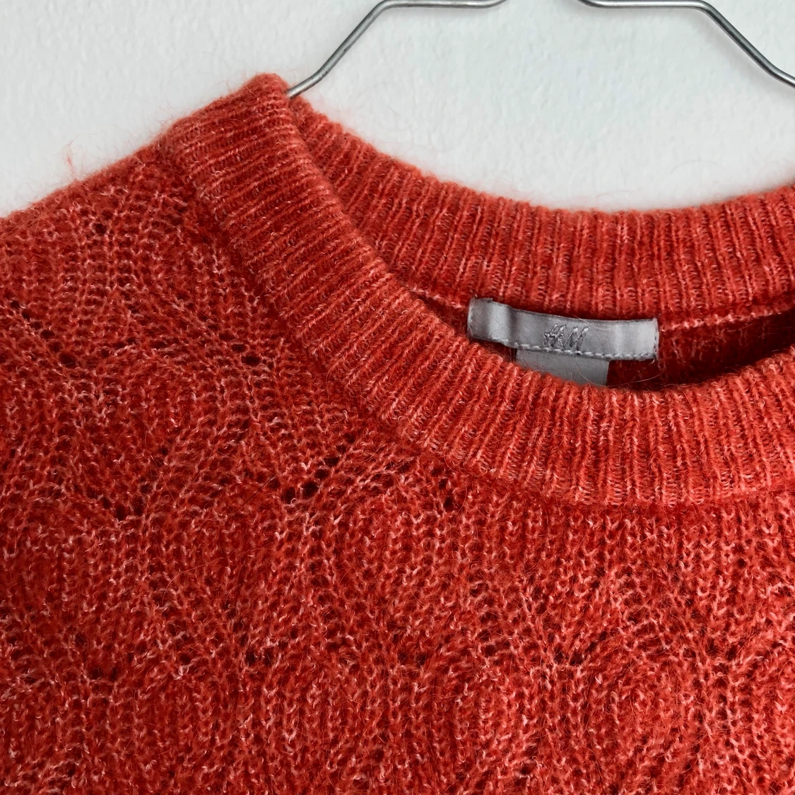 Lovely knitted sweater w/ short sleeves  - 91