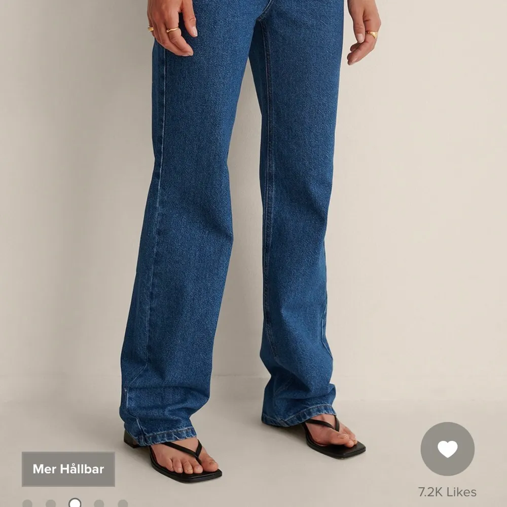 Säljer ett par liknande byxor i strl 38,säljer då dom är för stora, är för långa för mig som är 170!!. Jeans & Byxor.