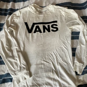 vans tröja - får ingen användning, bra skick, strl xs, kan passa s oxå