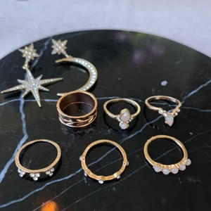 Ringar i xs/s och örhängen - allt oanvänt - 30kr/st för ringarna, 3 st för 75 💖 Örhängena: 60kr