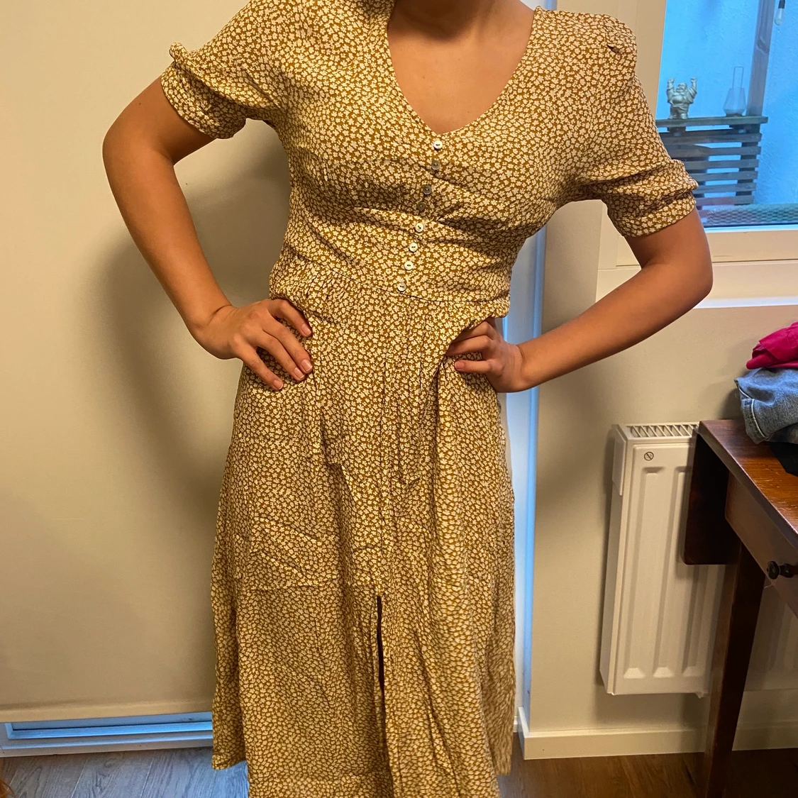 Blommig klänning!  - 90