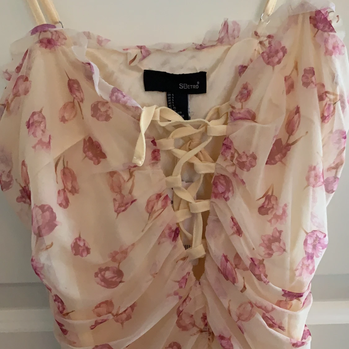 Blommig sexig klänning - 90