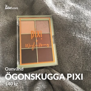 Ögonskugga  - Oanvänd! Fina naturliga färger😍 nytt pris 300kr