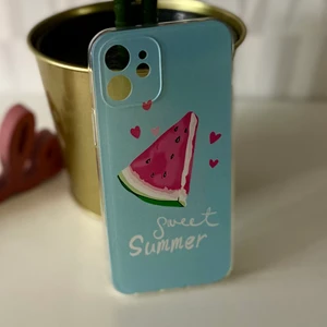 Oanvänt mobilskal till iphone 12 - Hämtas i Hornstull eller skickas mot porto ❤️