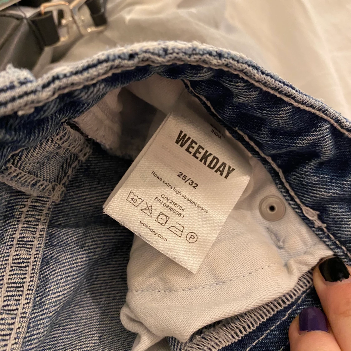 WEEKDAY ROWE BLÅ JEANS - 91