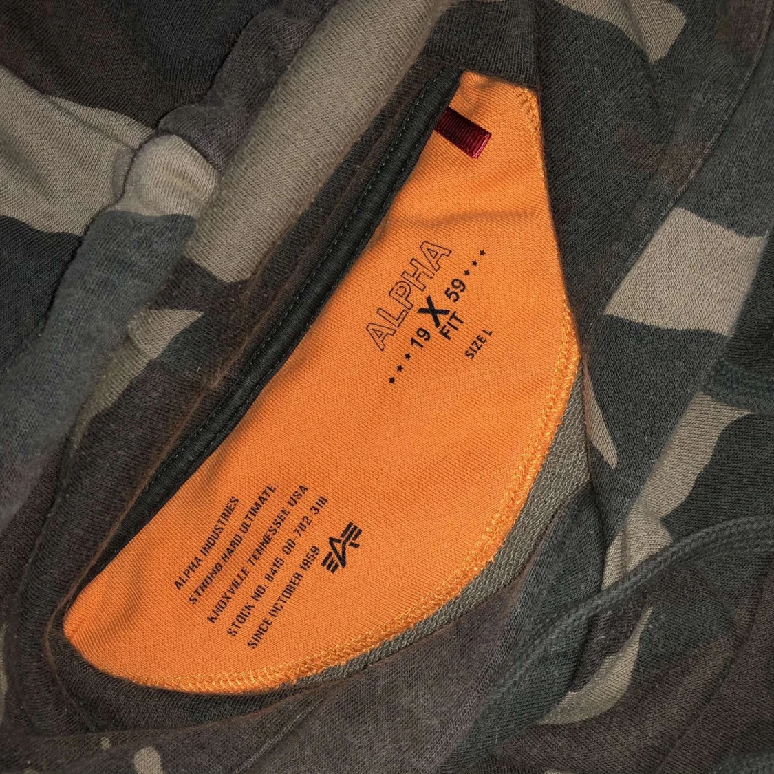 Hej en jätte fin alpha hoodie i st L  - 91