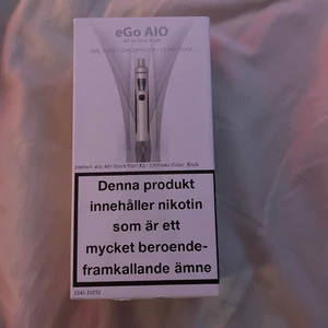 Vape - Säljer en vape som jag köpt för 450kr men har ingen användning för den. Jag har bara testat den en gång och jag gör rent den innan jag skickar.Den funkar bra och är inte så komplicerad. Man får me laddare, extra munstycke o extra coil, kan även lägga i juice för 10kr+ om du vill. 