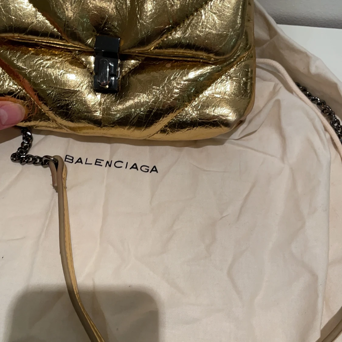 Guldig väska - 90