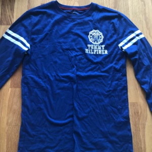 Tommy hilfiger tröja - För liten, strl 170/s/xs