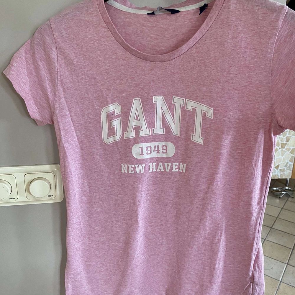 Rosa Rosa Gant t-shirt Dam | Plick Second Hand