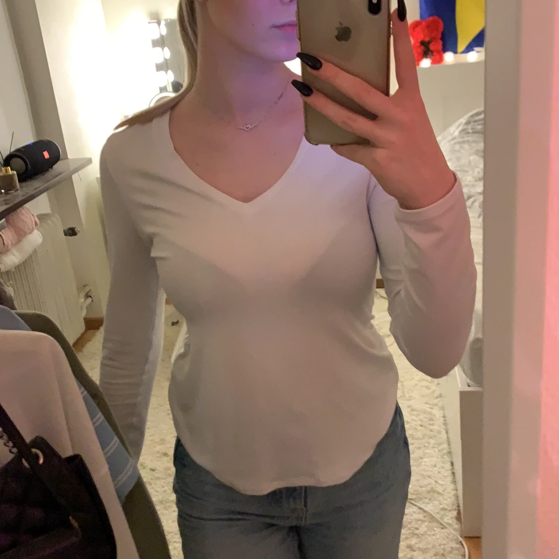 V-ringad vit tröja - 91