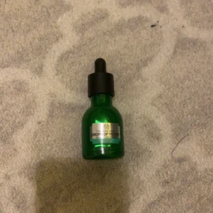 Serum från Body Shop - Ett ansiktserum från Body Shop. 375 kr i originalpris. 