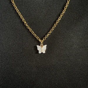 ☁️Fjäril halsband☁️ -  ☁️frakt 15kr☁️