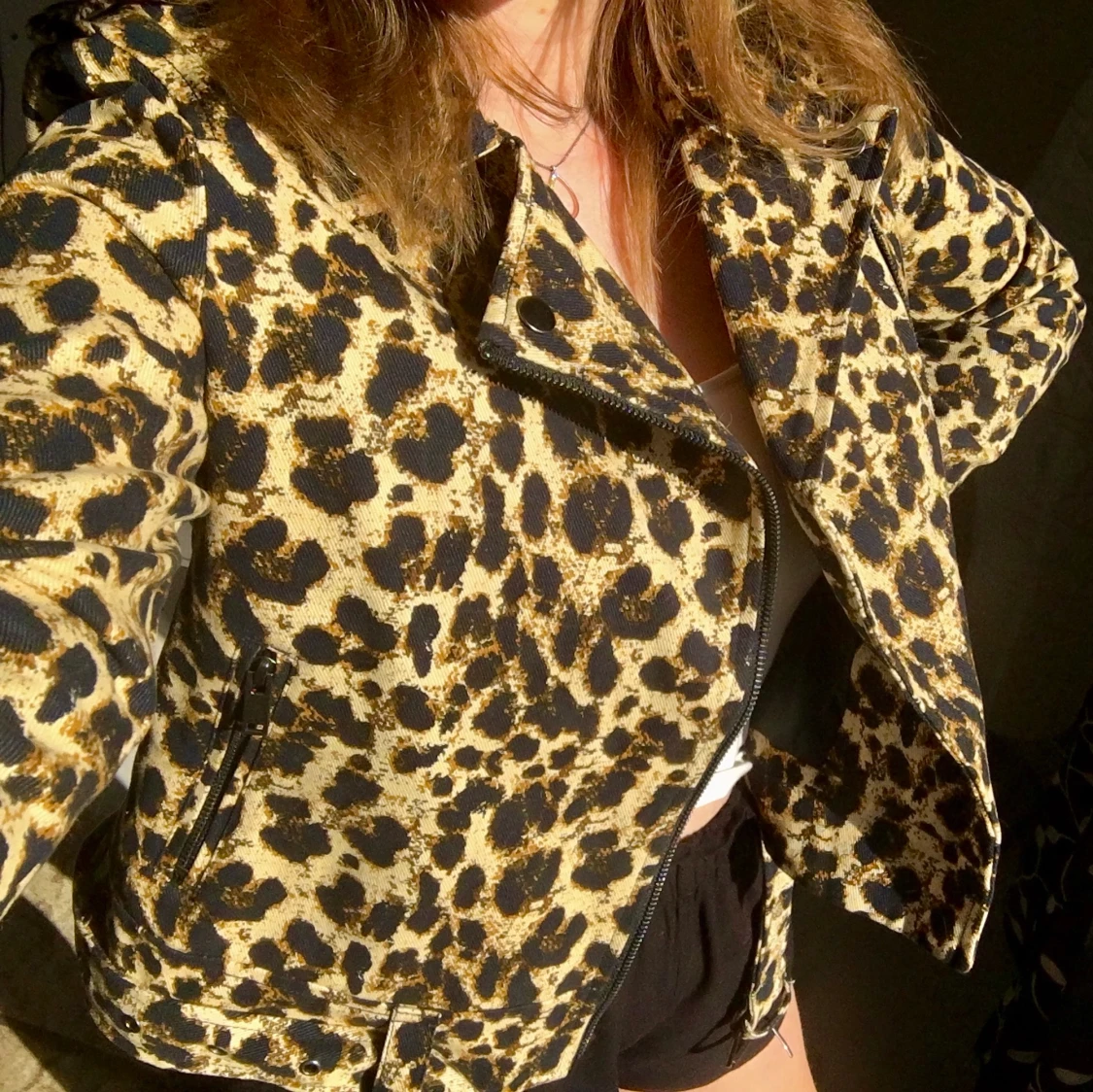 Supersnygg leoprint jacka - 90