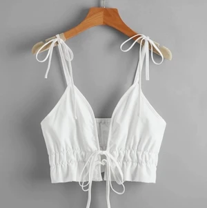 Topp  - Intressekoll på denna topp från Shein. Väldigt snygg men tyvärr lite stor för mig. Jag har storlek S & toppen är i storlek M. 