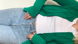 Grön kofta - Säljer denna kofta från HM i storlek S. Den är använd men i bra skick🌸                                                      Skriv privat för fler bilder!!                                     Köpare står för frakten (priset går att diskutera)          Går att få paketet spårat!