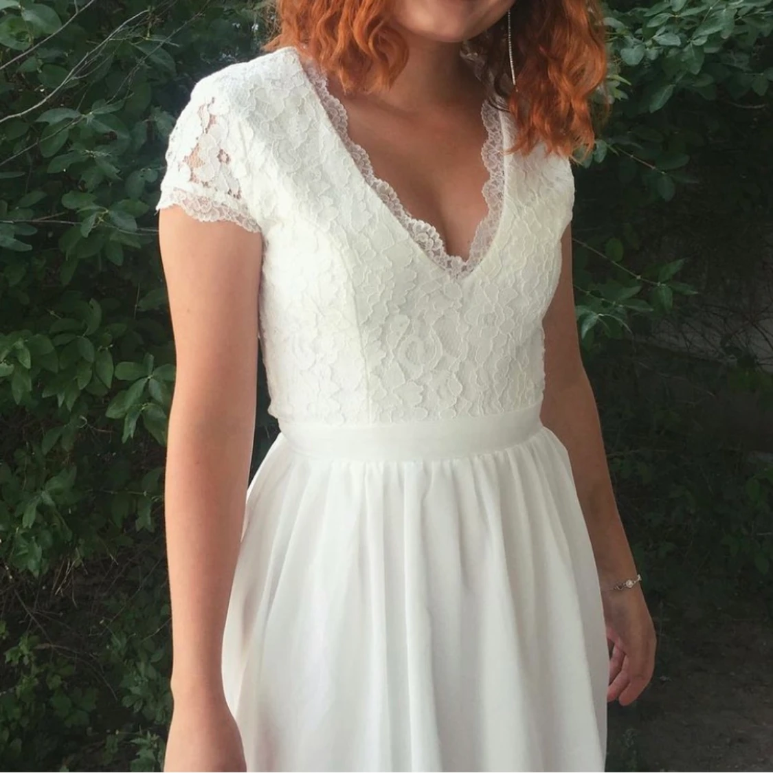 Vit spetsklänning