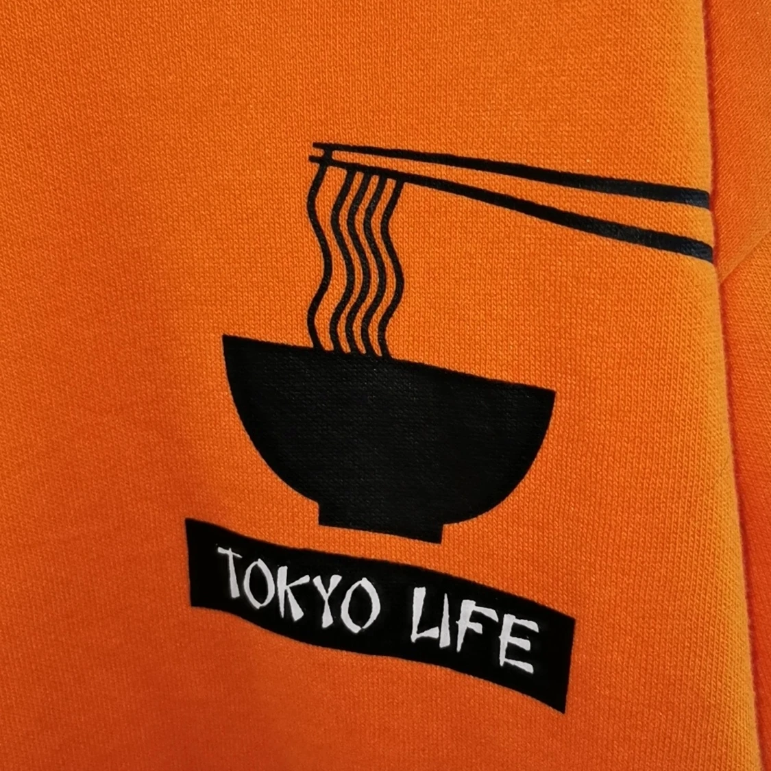 Orange hoodie med tryck - 90