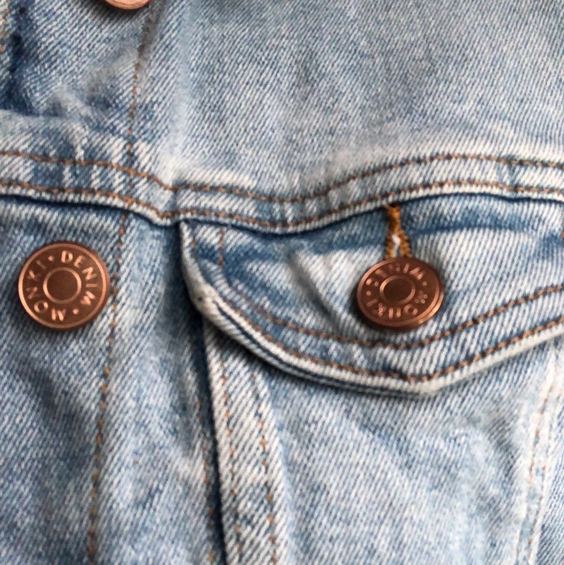 jeansjacka från monki - 91