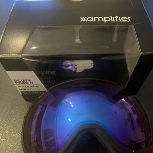 Skidglasögon  - Skidglasögon säljes. Helt nya 