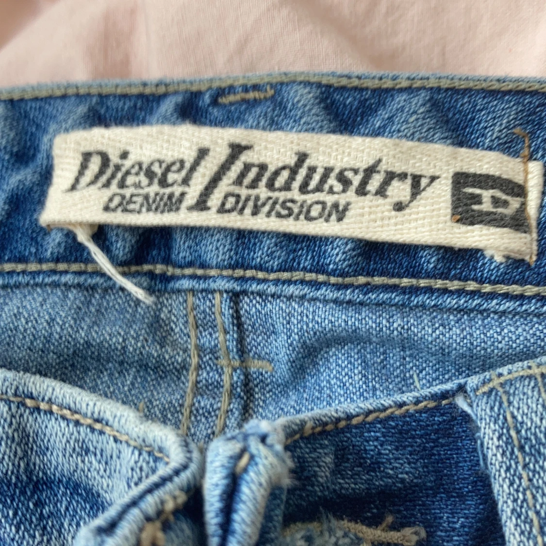 Lågmidjadejeans/ lowaise - 91